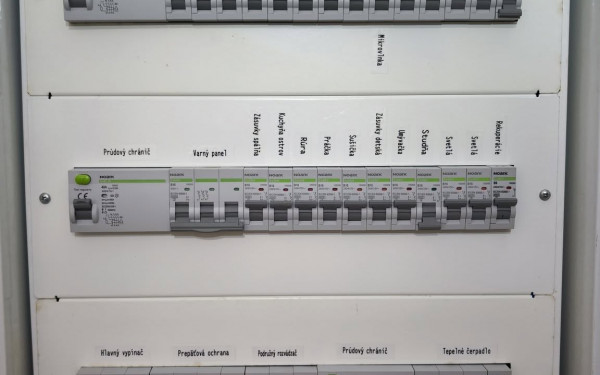 Domové a bytové elektroinštalácie
