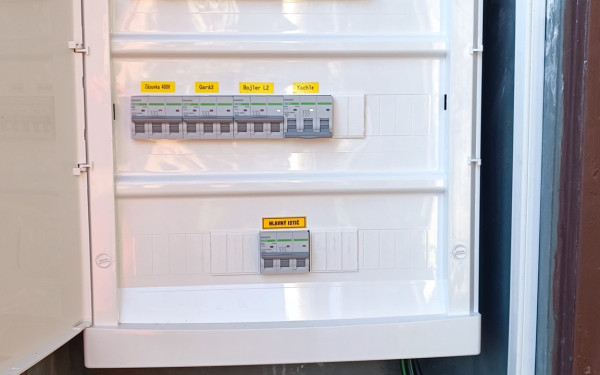 Domové a bytové elektroinštalácie